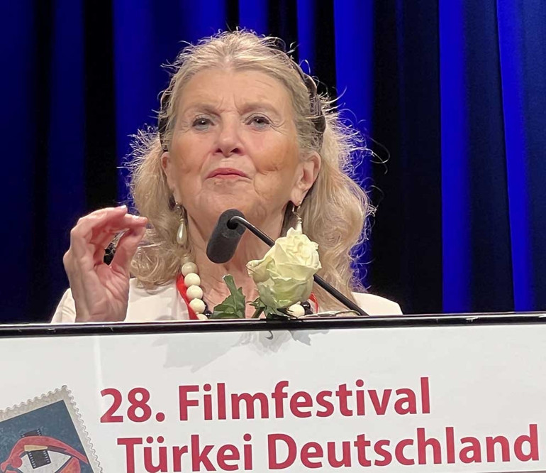 Türkiye-Almanya Film Festivali ‘Dirsek’le başladı