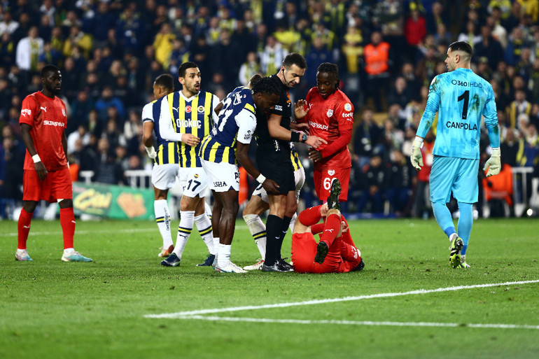 İbrahim Üzülmezden Mert Hakan Yandaşa tepki: Etik değil, ahlaki değil Trabzonda yapsın göreyim | İsmail Kartalın açıklamalarına anlam veremiyorum