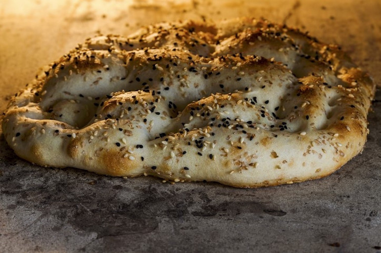 Evde Ramazan pidesi tarifi: Orijinal Ramazan pidesi yapımı püf noktaları Puf puf Ramazan pidesi nasıl yapılır