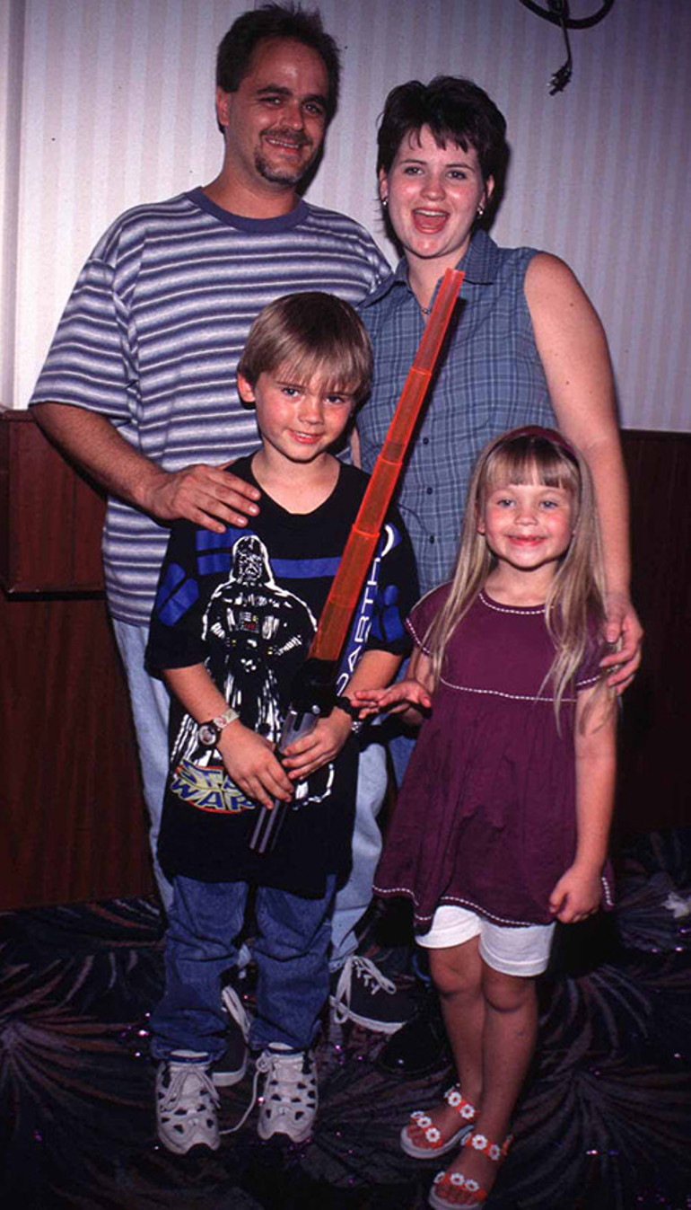 Çocuk yıldızın hazin sonu: Sinemanın en ünlü kahramanlarından birini oynamıştı... 10 aydır akıl hastanesinde tedavi görüyor