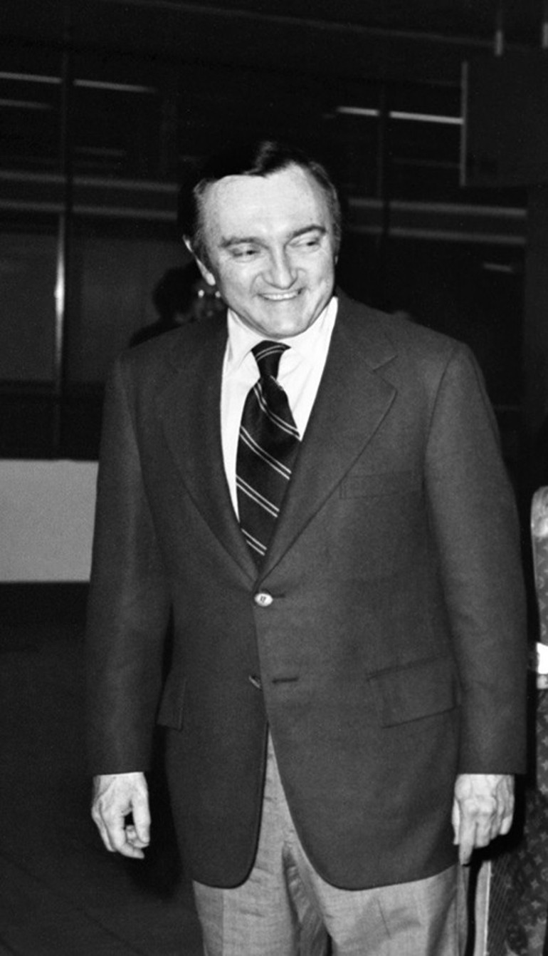 Kraliçe Camillayı da Barbie yaptılar: Benden 50 yaş daha genç