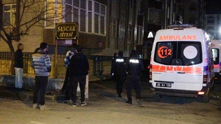 Erzurumda kıskançlık cinayeti: Eşi ve kızını öldürdü