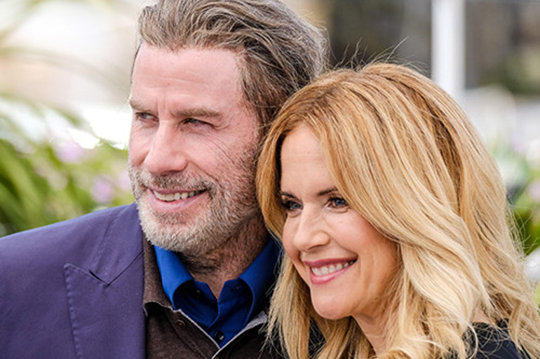 Ölüm bile onları ayıramadı: Hasretin bıçak olup kesiyor yüreğimi... Ağlıyorum