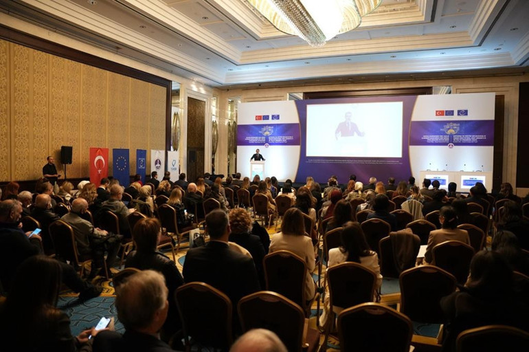TİHEK Başkanı Prof. Dr. Muharrem Kılıç ile kadın hakları üzerine