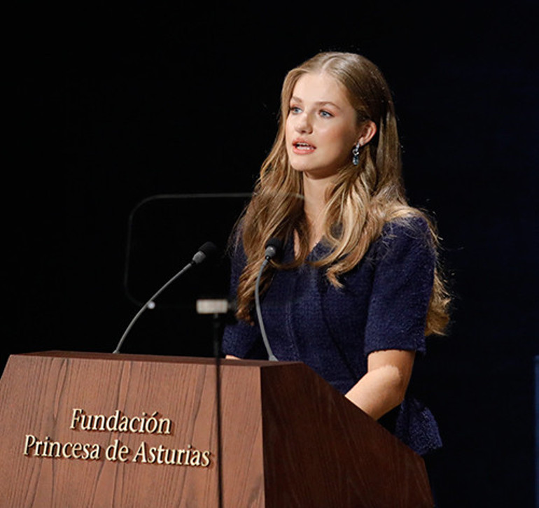 Büyük acısını kalbine gömüp yeminine sadık kalacak... Günün birinde ismi bile değişecek