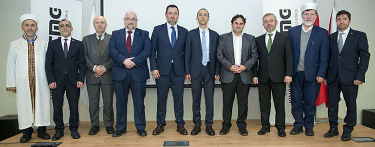 İslam Toplumu Milli Görüş yeni binasında iftar verdi
