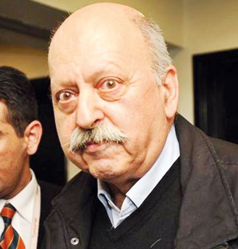 İmamoğlu’na Kuran göstermek