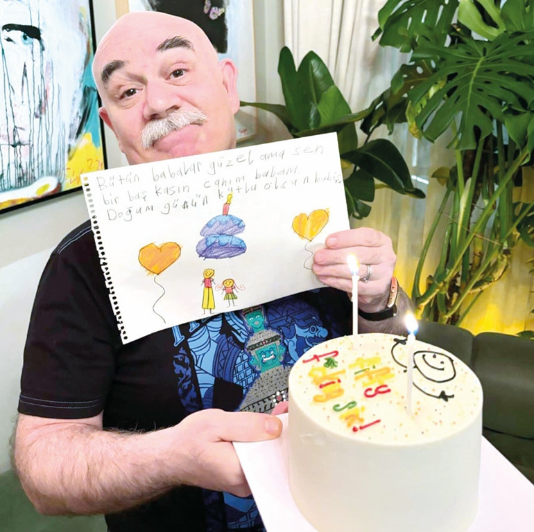 Sen başkasın canım babam