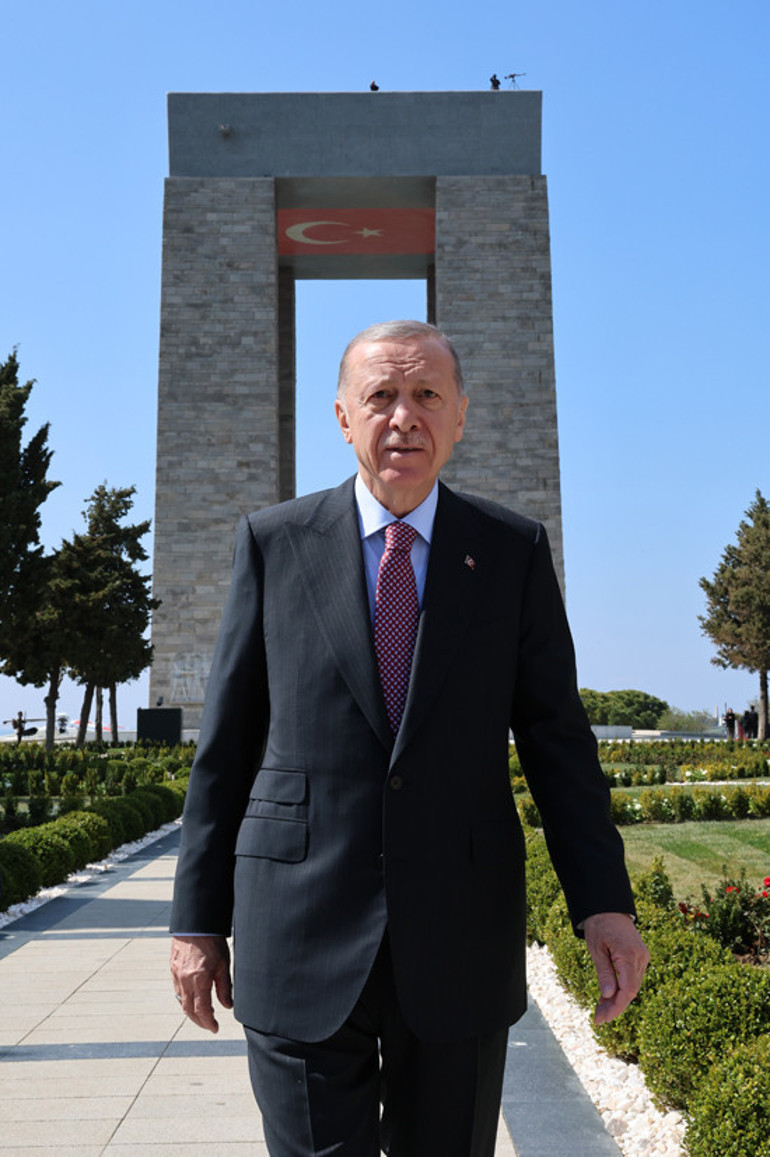 Çanakkale Zaferinin 109. yılı... Cumhurbaşkanı Erdoğan: Millet Çanakkale duruşunu gösterdi