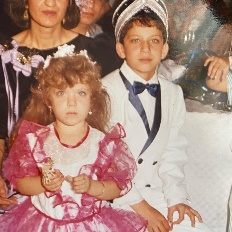 Abi-kardeş ikisi de çok ünlü oldu... O maviş gözleri artık milyonlar tanıyor