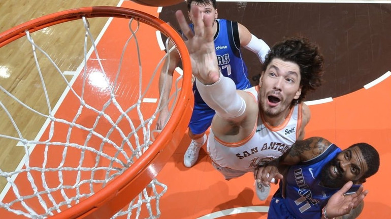 NBAde Gecenin Sonuçları: Doncicten triple-double, Dallastan 40. galibiyet