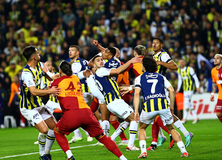 Son Dakika: Fenerbahçeden TFFye Süper Kupa başvurusu Galatasarayın tavrı ne olacak İlk açıklama...