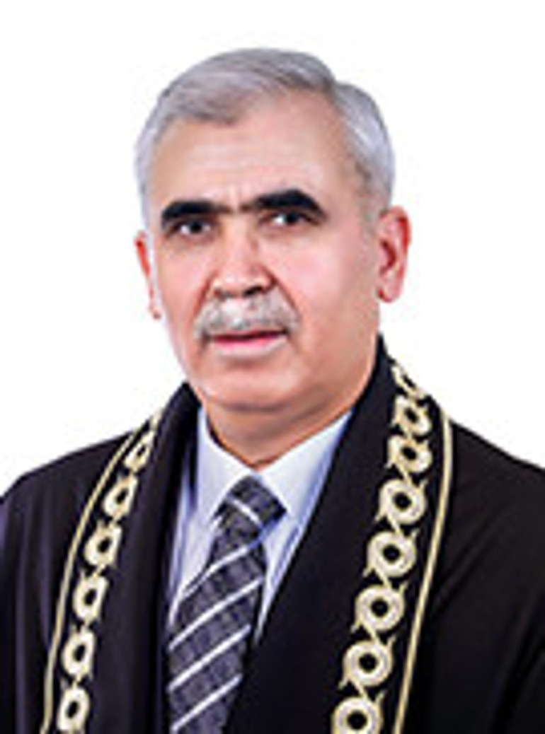 Son dakika: AYM Başkanlığına Kadir Özkaya seçildi