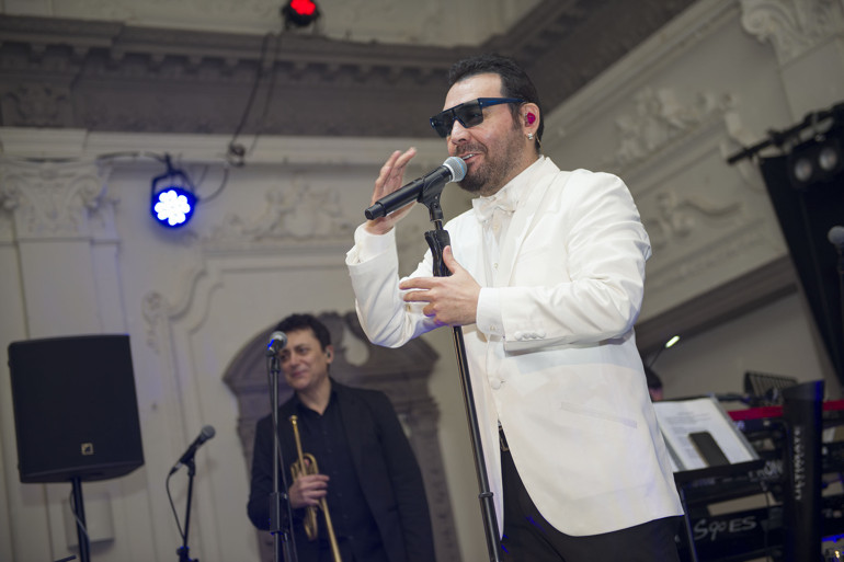 Yaşar Londra’yı coşturdu