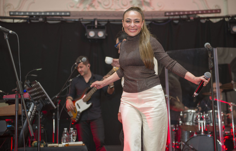 Yaşar Londra’yı coşturdu