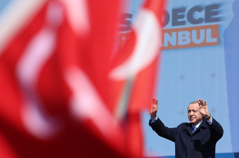 AK Parti İstanbul mitingi... Cumhurbaşkanı Erdoğan: Bavul dolusu paranın izahını yapamadılar