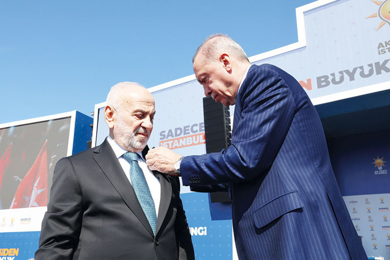 İstanbul sana hizmete talibiz