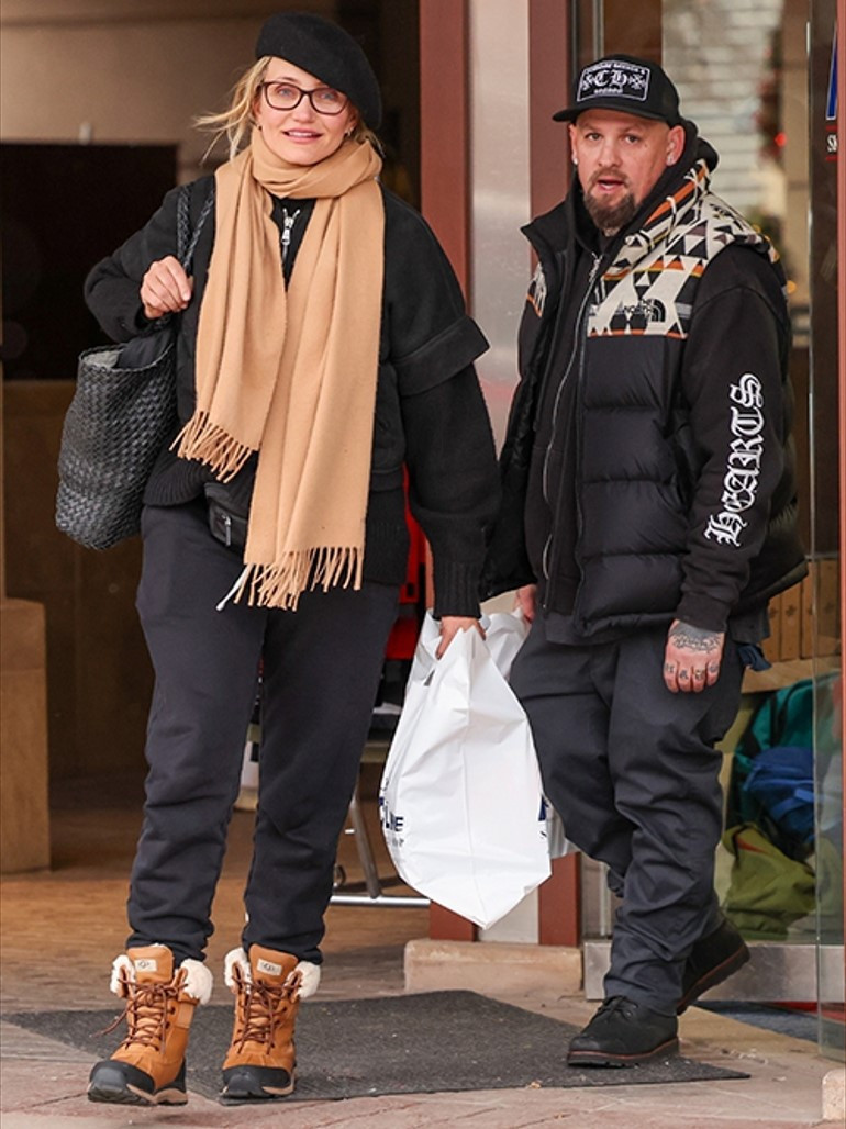 51 yaşında gizlice anne oldu… Ünlü yıldızın içi içine sığmıyor: Bu duygu mutluluktan da öte