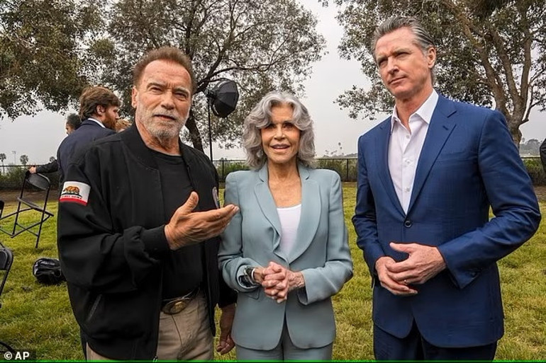 Daha önce üç kez ameliyat olmuştu… ‘Terminatör’ Arnold Schwarzenegger’e kalp pili takıldı: Artık tam bir makineyim
