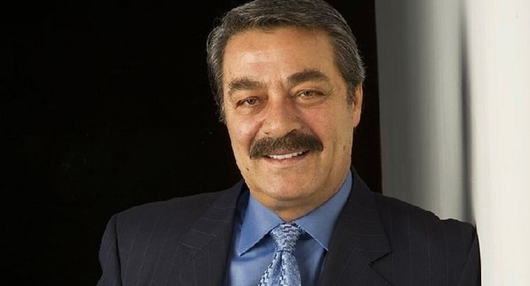 Kadir İnanırdan iyi haber geldi... Usta sanatçı uyandırıldı