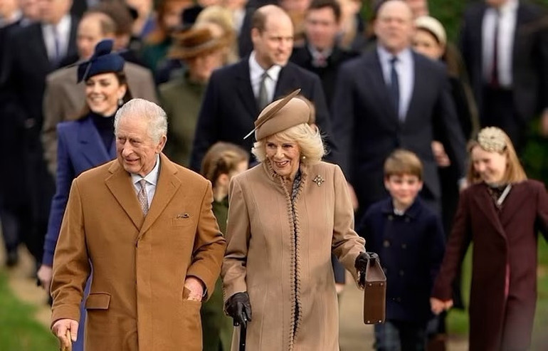 Kanser olan kral geri dönüyor… Charles, halkın karşısına çıkacağı büyük güne hazırlanıyor