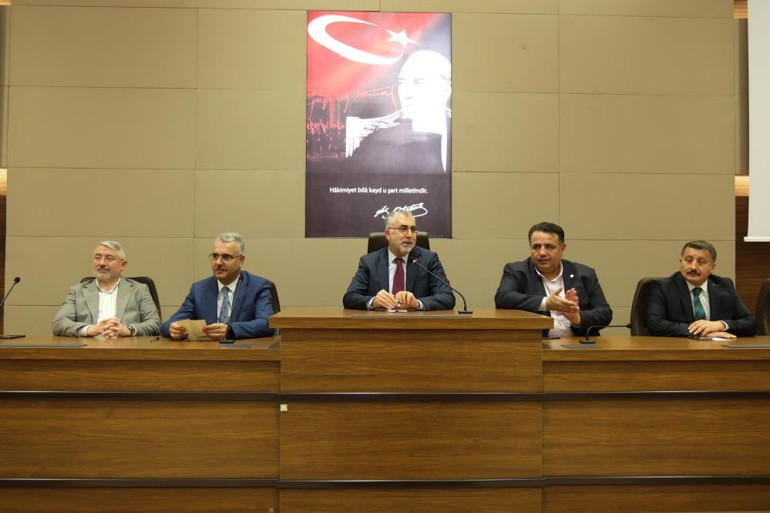 Bakan Işıkhan: Temmuz ayında emekli aylıklarını tekrar masaya yatıracağız