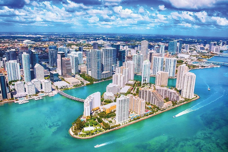 Doğum 1 Mayıs’ta Miami’de