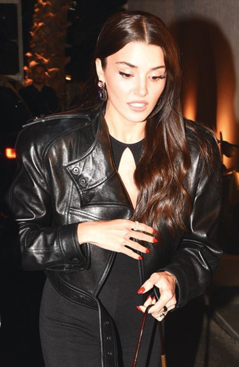 Zeynep Beşerler ile Emir İçgörenin boşanma nedeni ihanet mi