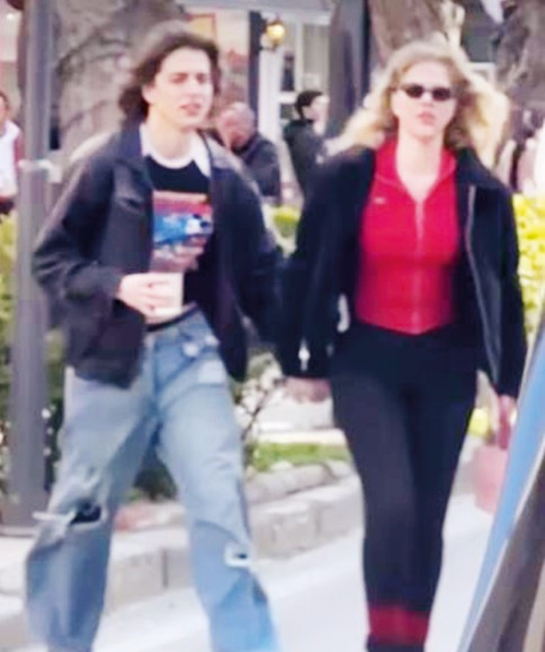 Zeynep Beşerler ile Emir İçgörenin boşanma nedeni ihanet mi