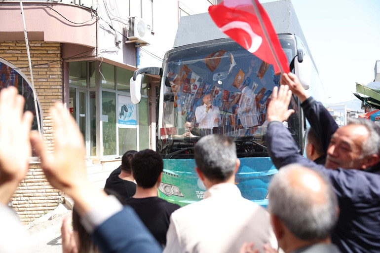 AK Parti İzmir adayı Dağ: Basmane çukuru sorununu çözmek bize nasip olacak
