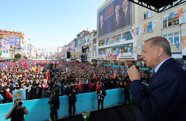İstanbulu işporta pazarına düşürmek bu şehre ihanettir Erdoğandan İmamoğluna: Ya tatilde ya büyükelçilerle balıkta
