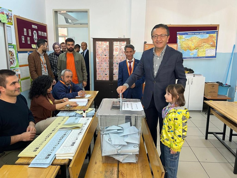 Ankara sandık başındaydı