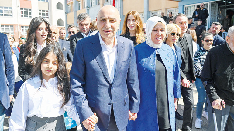 Yerel Seçim Sonuçları 2024 | Başkent ikinci kez ‘Mansur Başkan’ dedi