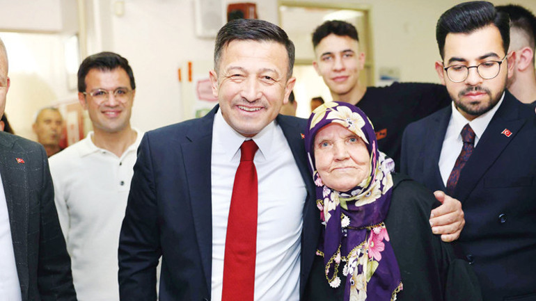 Yerel Seçim Sonuçları 2024 | CHP İzmir‘de ilçe sayısını 28’e çıkardı