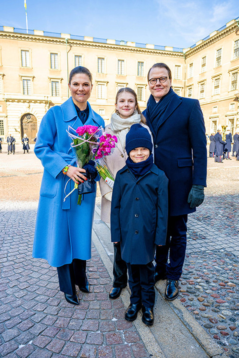 Gösterişli bir törenle evlenmişti: Kızları ne kadar da büyümüş