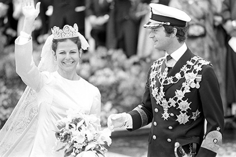 Gösterişli bir törenle evlenmişti: Kızları ne kadar da büyümüş