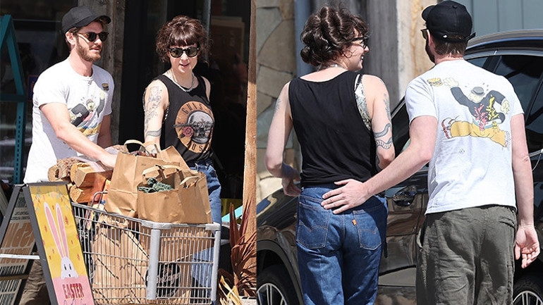 Ünlü oyuncu yeni sevgilisiyle el ele gece gezmesinde: Bak sevgilim, fotoğrafımızı çekiyorlar