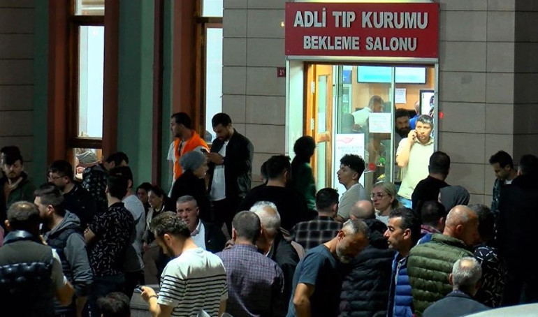 Son dakika haberi: İstanbul Gayrettepede yangın faciası Ünlü gece kulübü yangınında 29 kişi hayatını kaybetti... 9 kişi gözaltına alındı