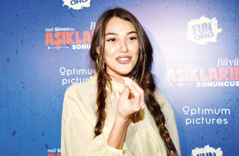 İlk kez tiyatro sahnesindeler