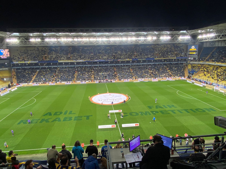 Fenerbahçe - Adana Demirspor maçında akıl dolu goller İrfan Canın hızlı taç atışında Dzeko, çok uzaklardan Tadic...