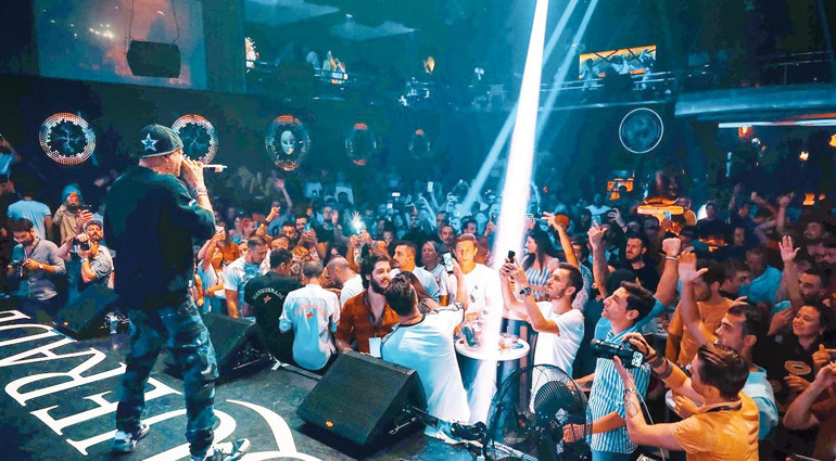 Reina katliamı gibi