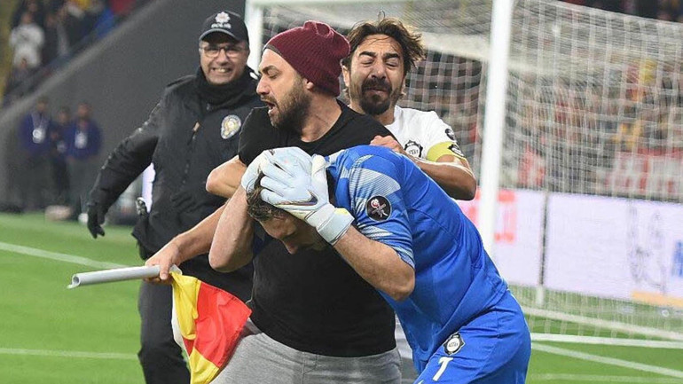 Korner direğiyle saldırıya uğrayan Altay kalecisi, sanıktan şikayetçi olmadı