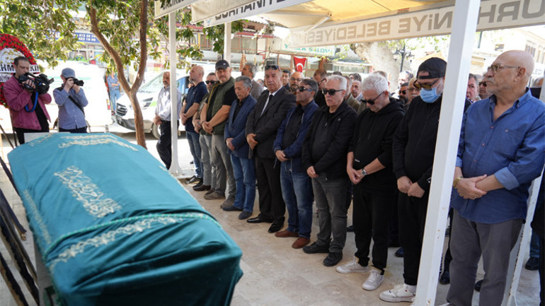 Babaya son görev... Zafer Algözün acı kaybı