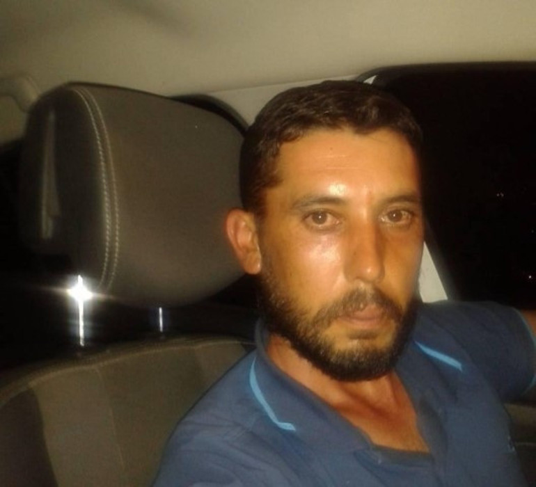 Mersinde kan donduran olay Anne ile oğlu evde, baba otomobilinde yanmış halde ölü bulundu