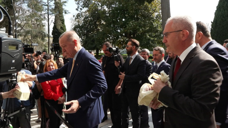 Cumhurbaşkanı Erdoğandan Topkapı Sarayı’na ziyaret