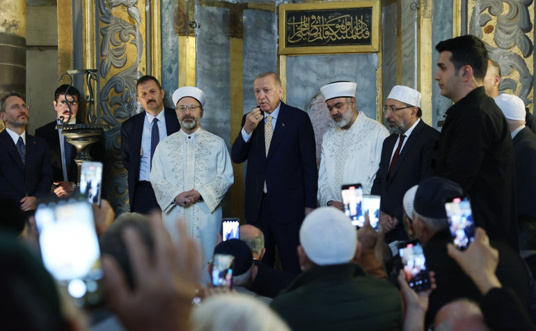 Cumhurbaşkanı Erdoğandan Topkapı Sarayı’na ziyaret