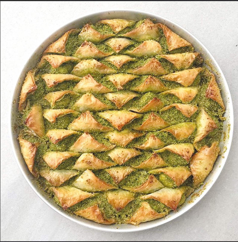 Tatlı yiyelim tatlı konuşalım