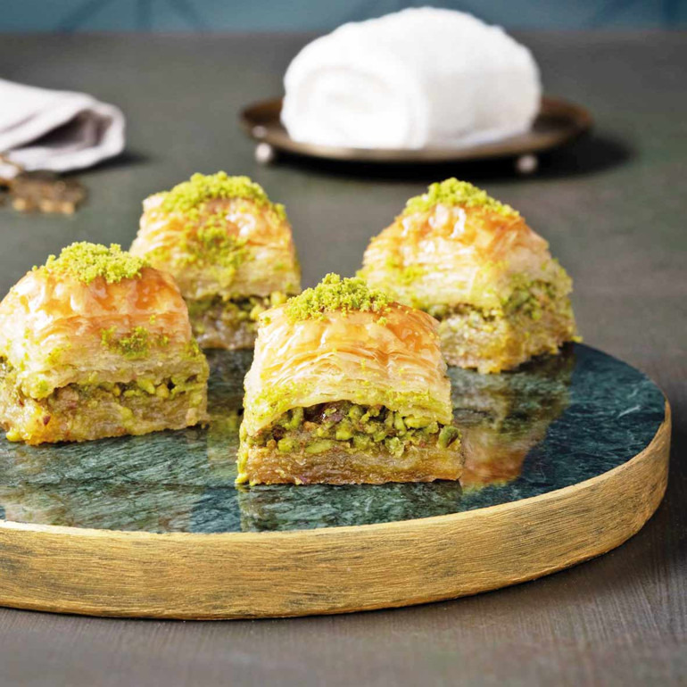 Tatlı yiyelim tatlı konuşalım