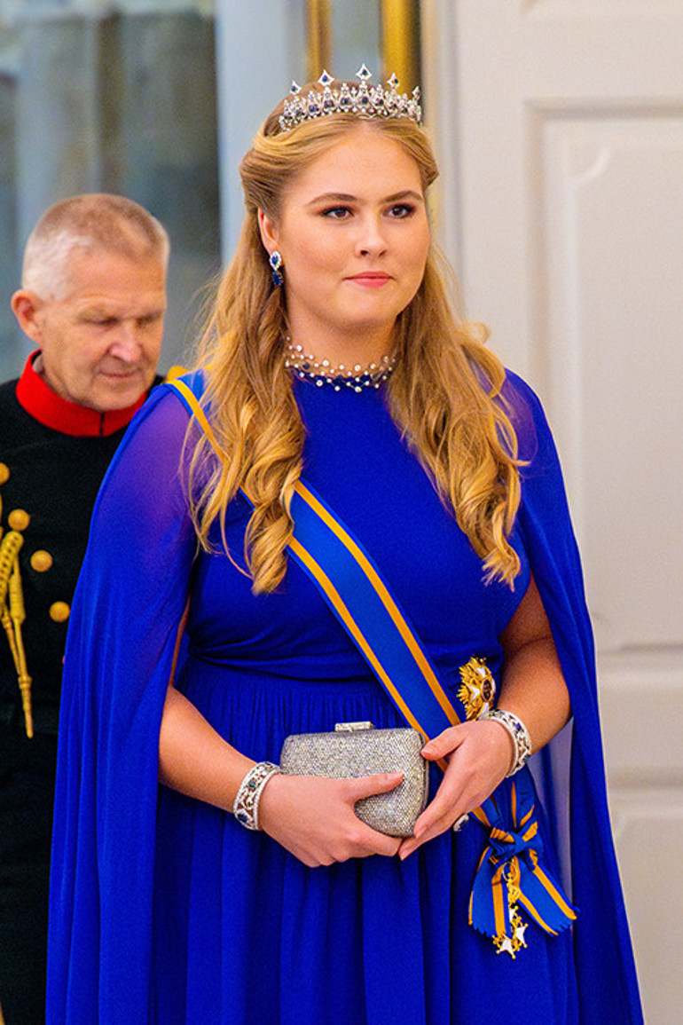 Onlarla evlenecek damatlar yaşadı.... Hayalleri altın tepside önlerine gelecek