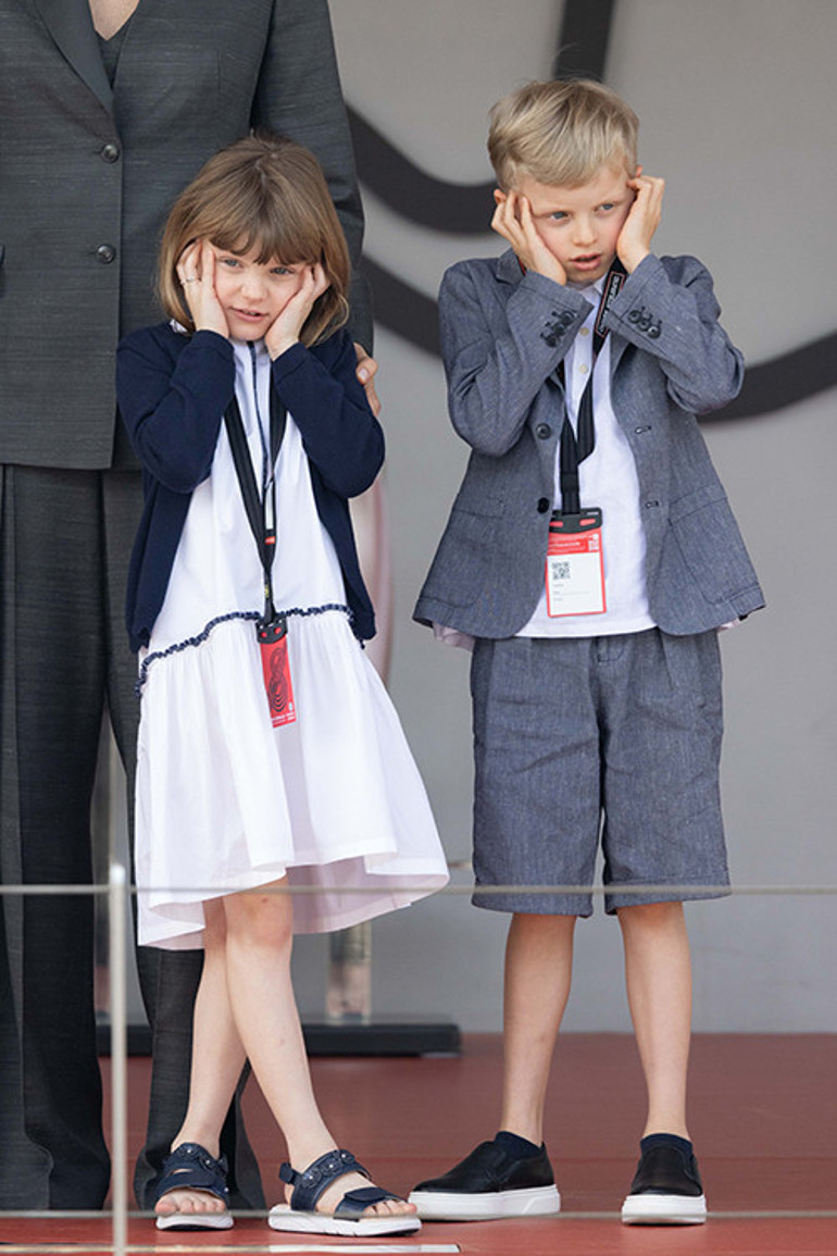 Onlarla evlenecek damatlar yaşadı.... Hayalleri altın tepside önlerine gelecek